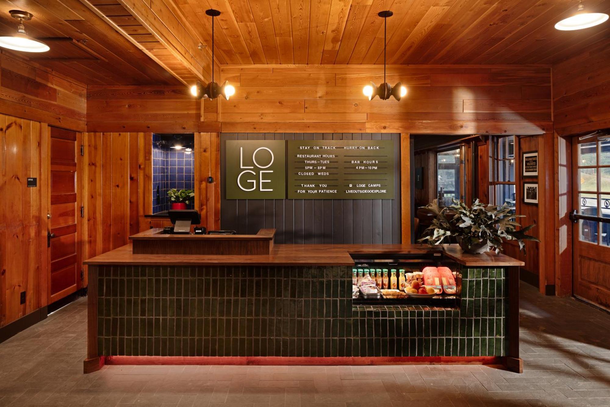 Loge Glacier National Park Essex Екстериор снимка